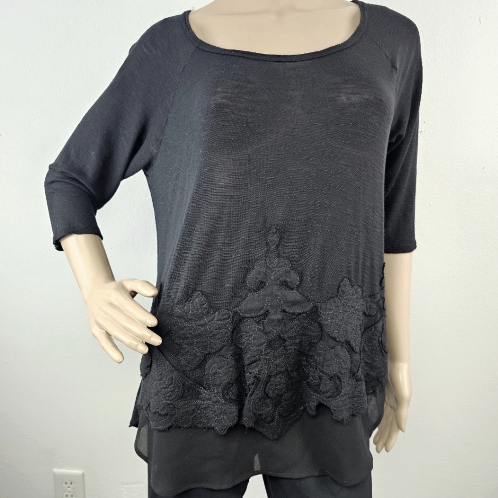 Bandolino Tunic Black Knit Embroidered Front Sz S Boho Cottagecore Country